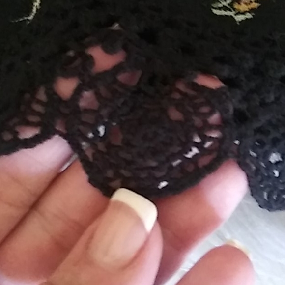 Girls Top🌼 - Picture 3 of 4